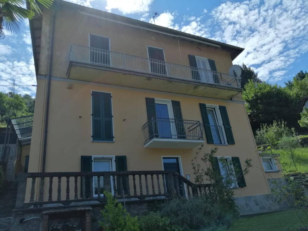 Casa Vittoria Apartment Dervio Exterior photo